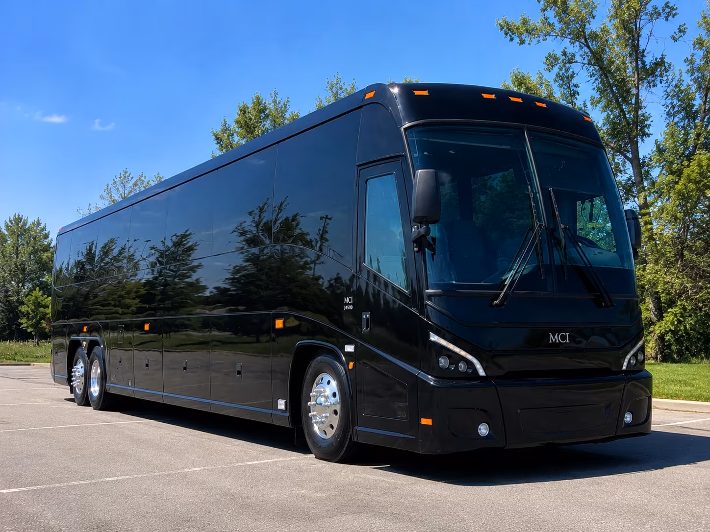 shuttle your guests between tempe hotels and your venue with ease